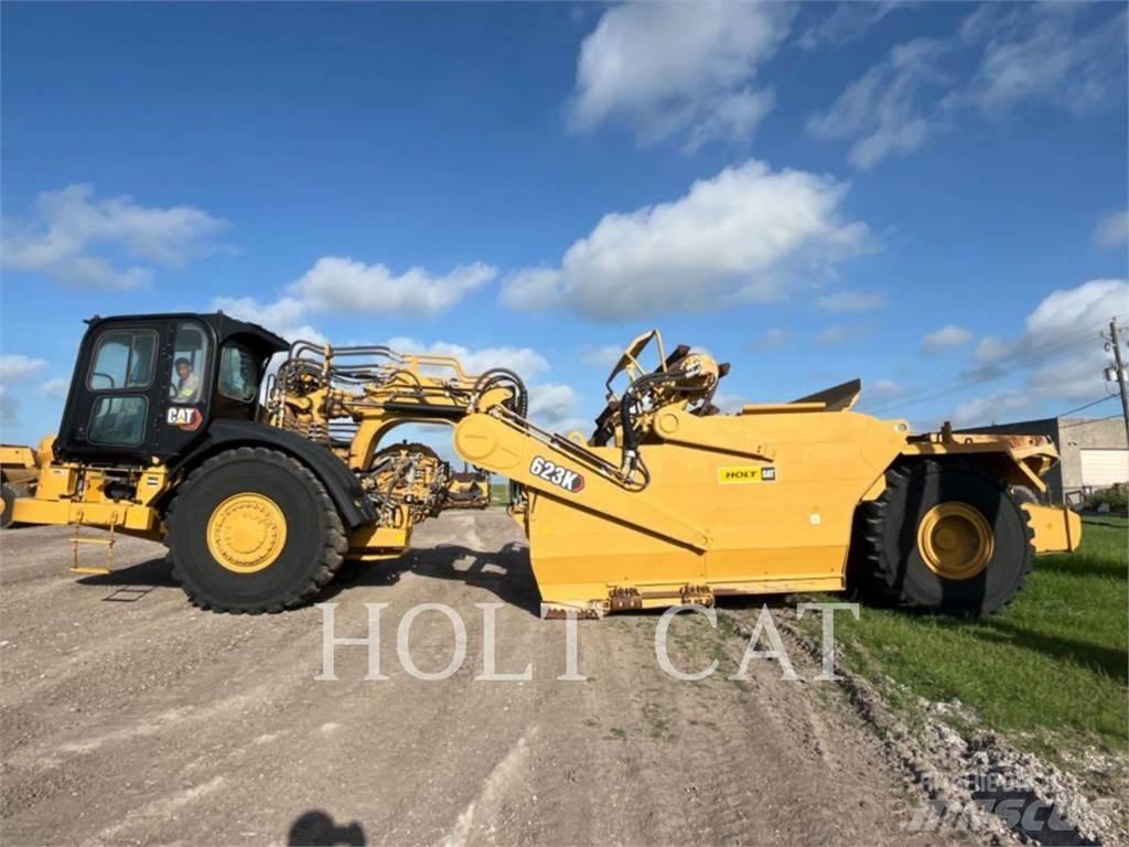 CAT 623K Skrejpre