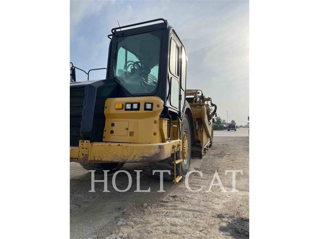 CAT 623K Skrejpre