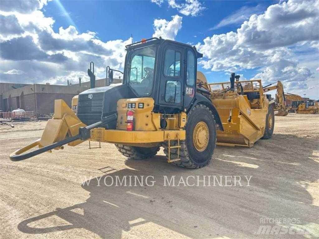 CAT 627 Skrejpre