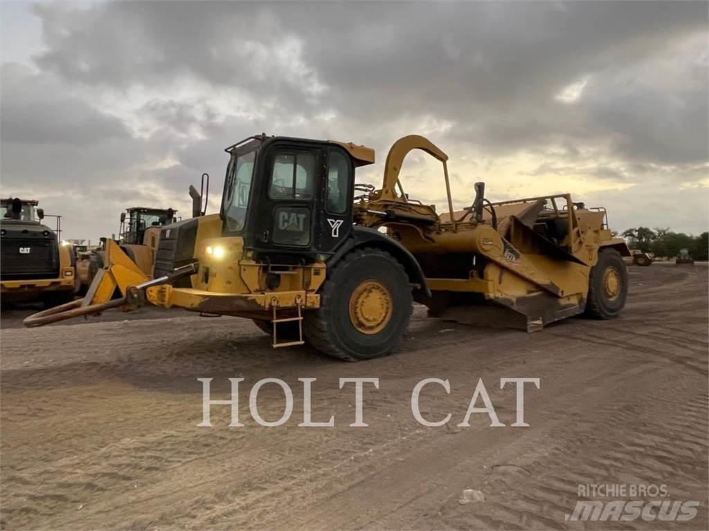 CAT 627H Skrejpre