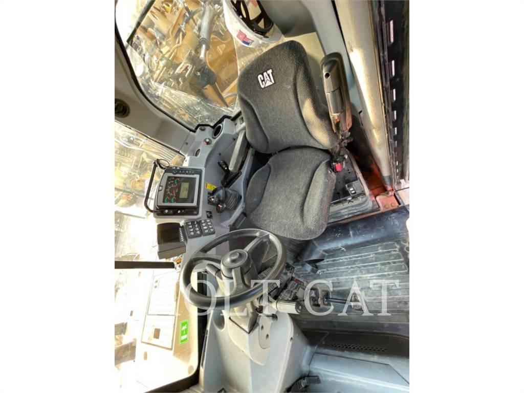 CAT 627K Skrejpre