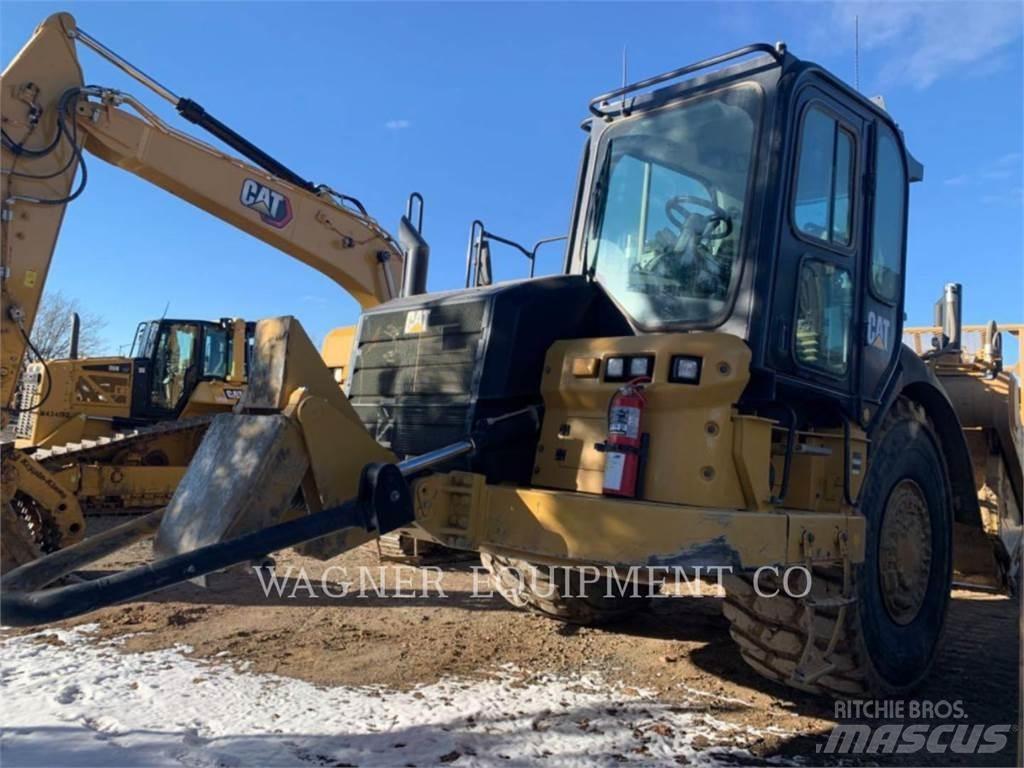 CAT 627K Skrejpre
