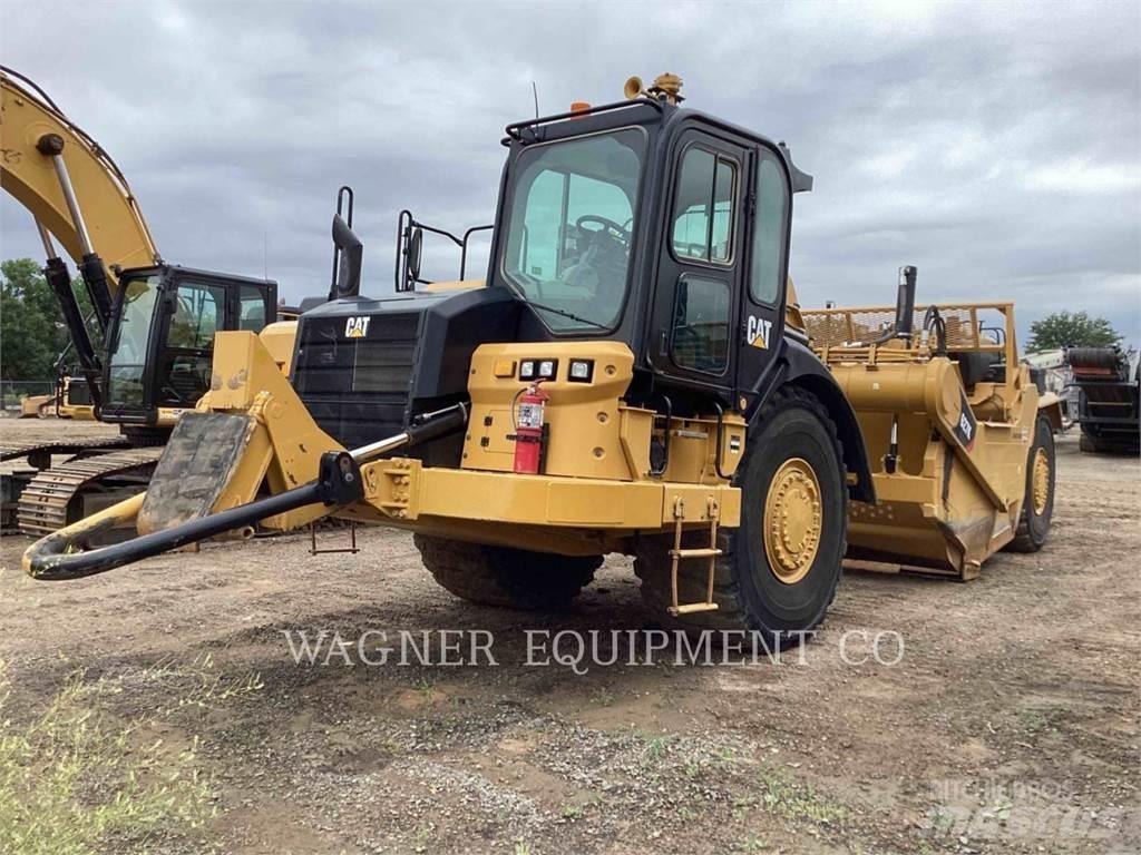 CAT 627K Skrejpre