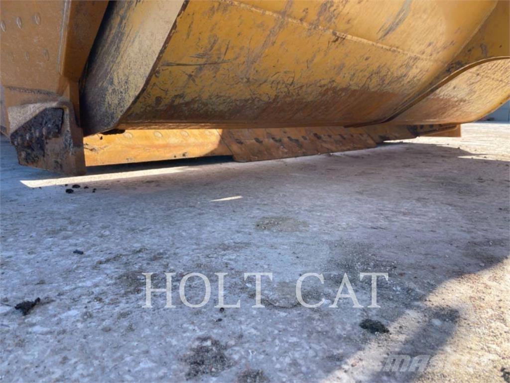 CAT 631 Skrejpre