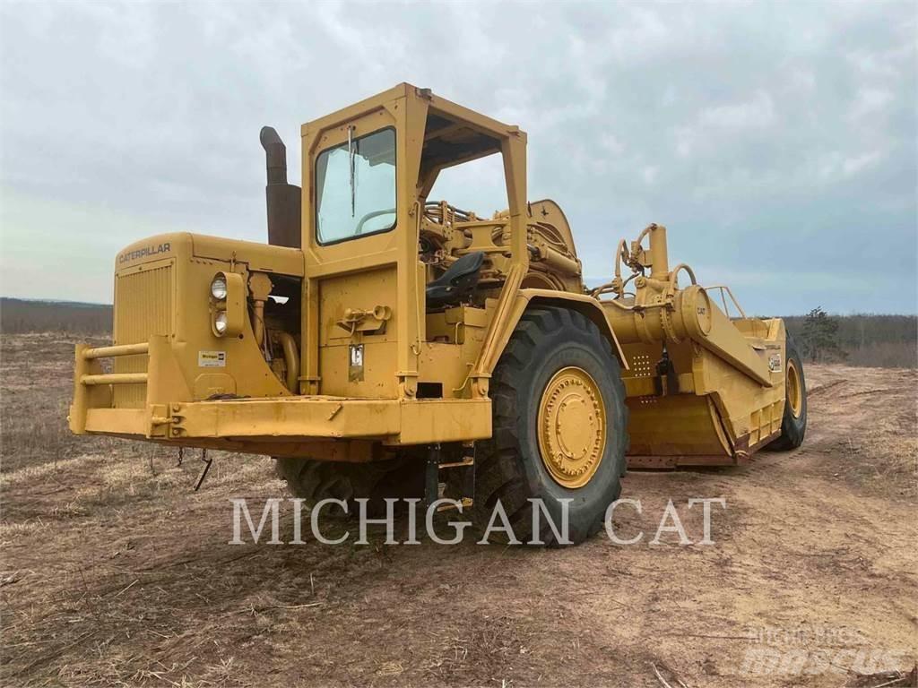 CAT 631C Skrejpre