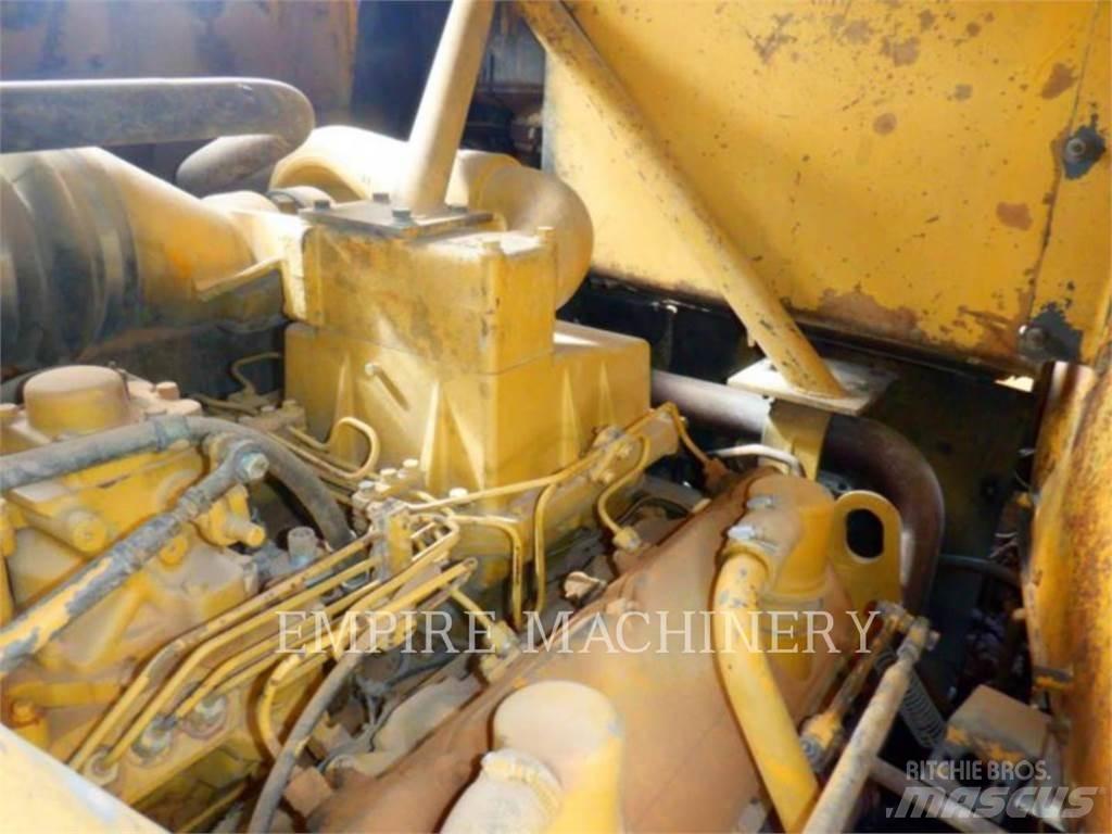 CAT 631D Skrejpre