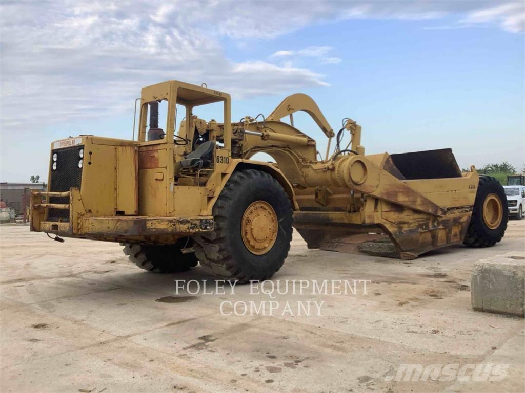 CAT 631D Skrejpre
