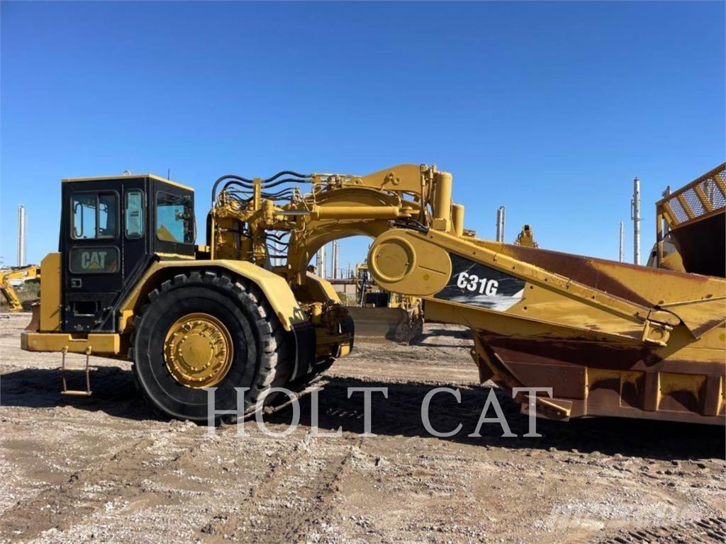 CAT 631G Skrejpre