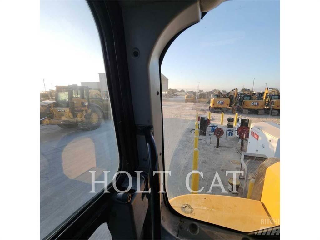 CAT 631K Skrejpre