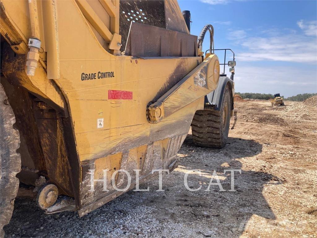 CAT 631K Skrejpre