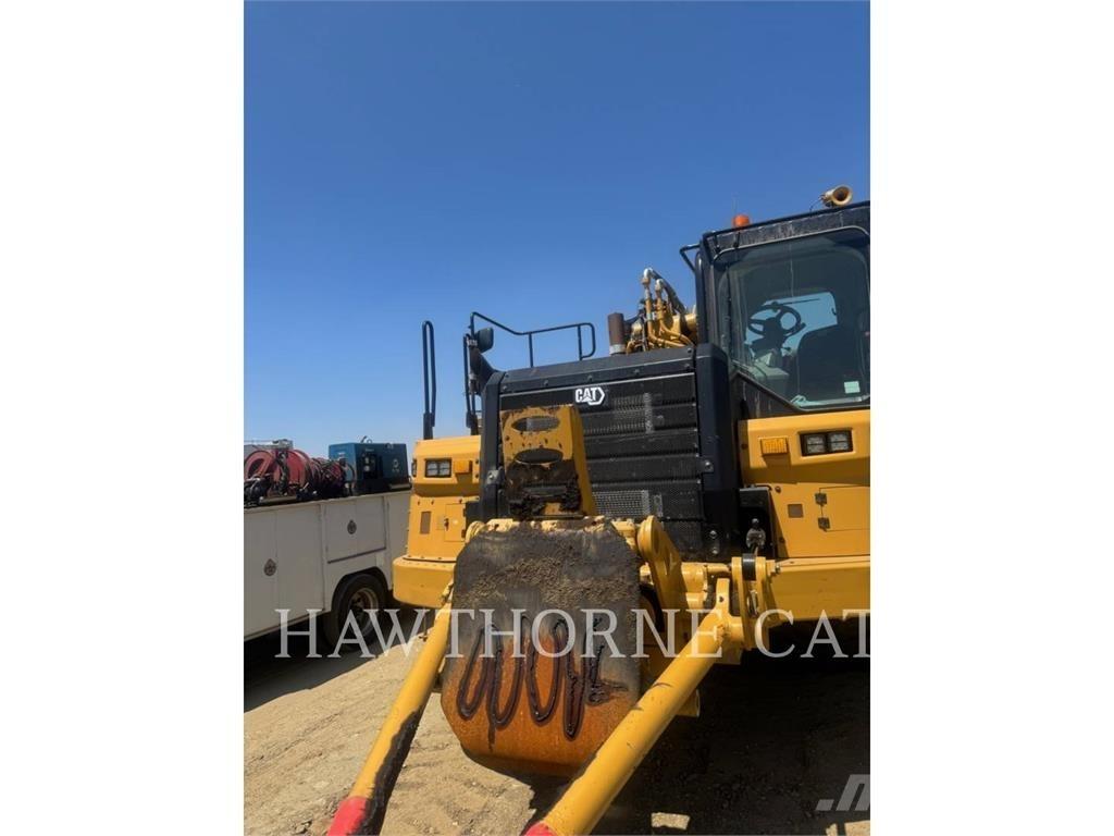 CAT 657 Skrejpre