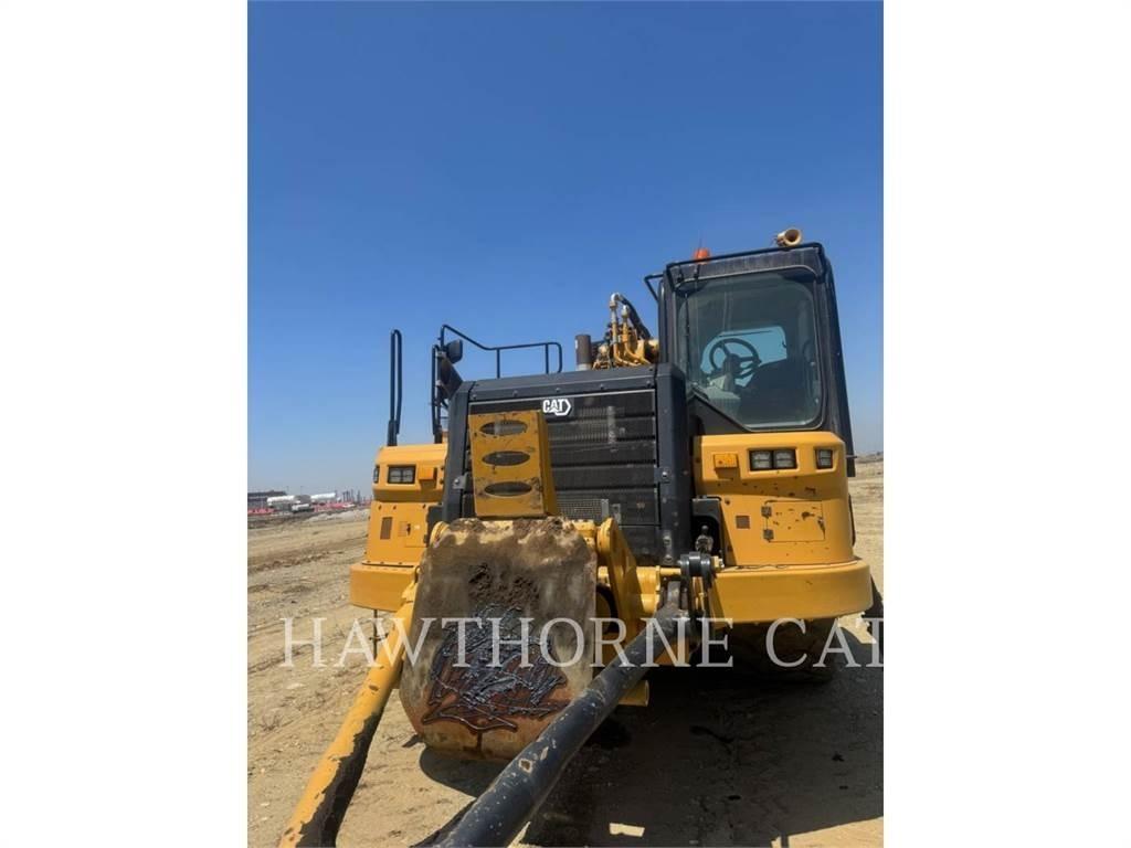 CAT 657 Skrejpre