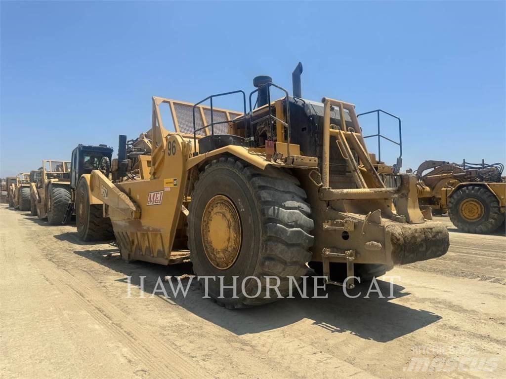CAT 657 Skrejpre
