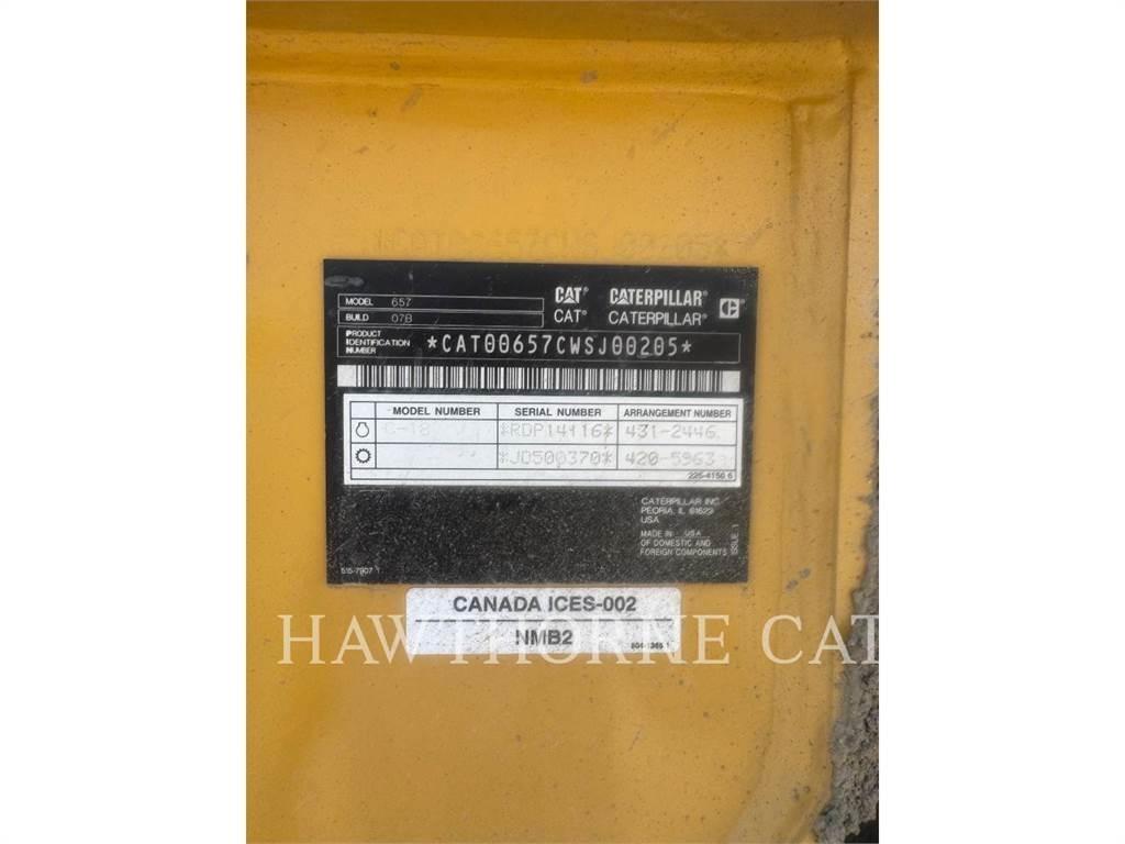 CAT 657 Skrejpre