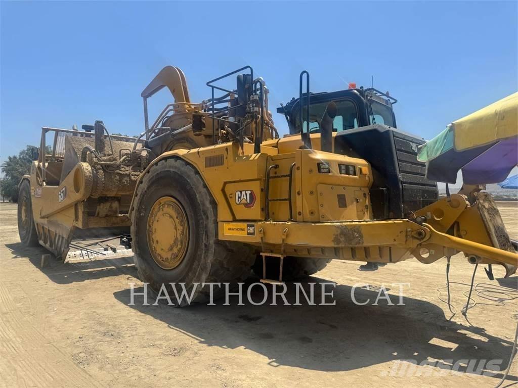 CAT 657 Skrejpre