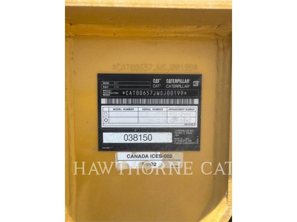 CAT 657 Skrejpre