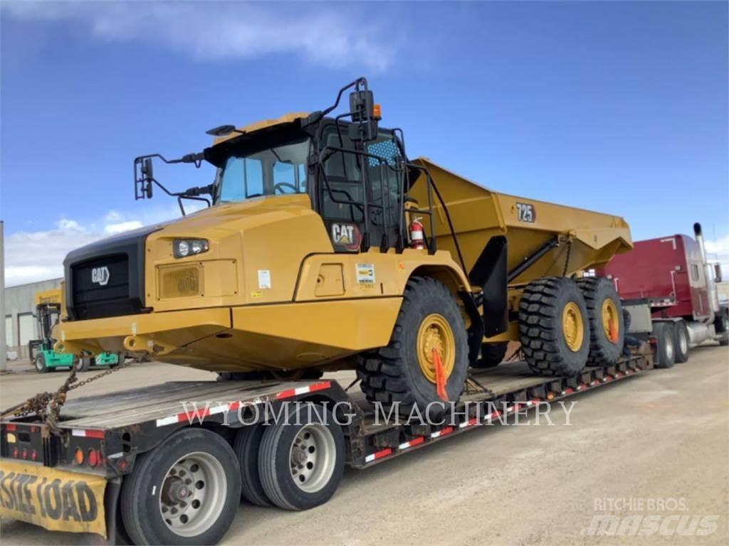 CAT 725 Kĺbové nákladné autá