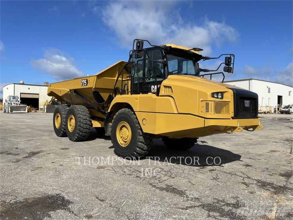 CAT 725 Kĺbové nákladné autá