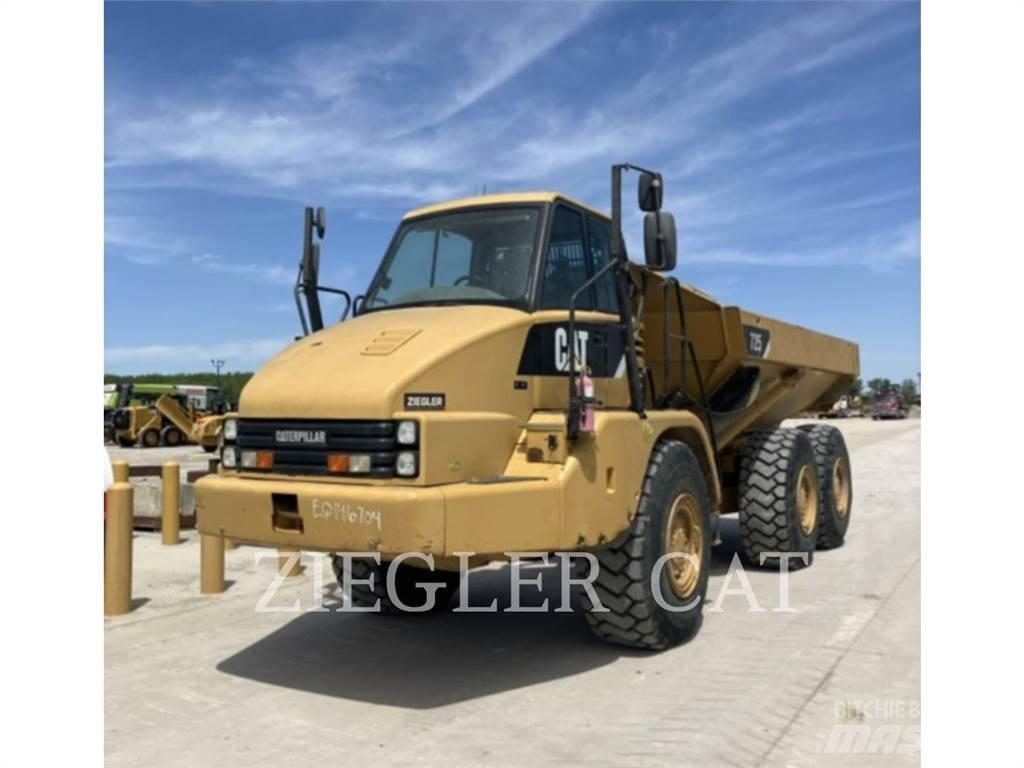 CAT 725 Kĺbové nákladné autá