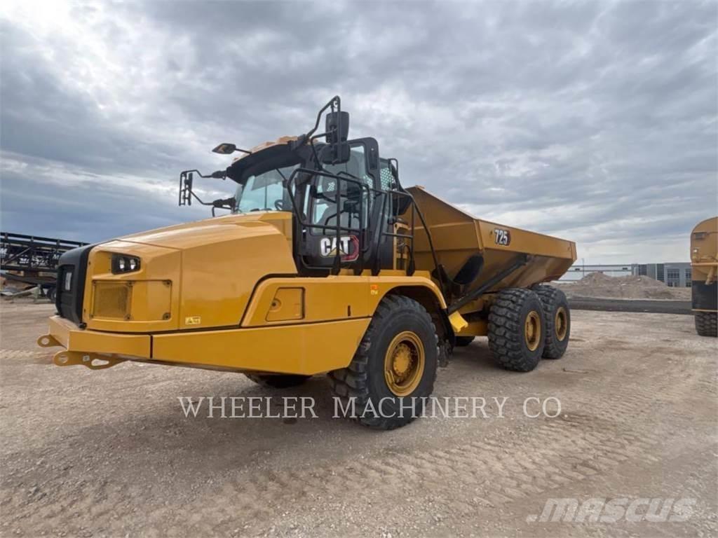 CAT 725 Kĺbové nákladné autá