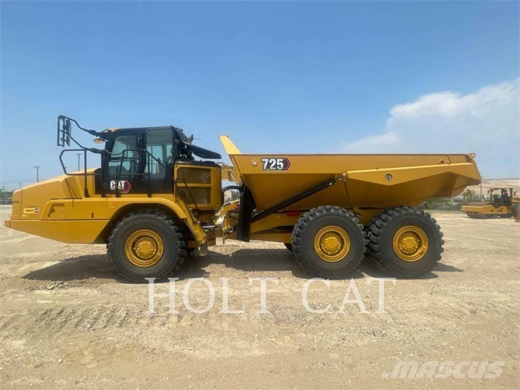 CAT 725 Kĺbové nákladné autá