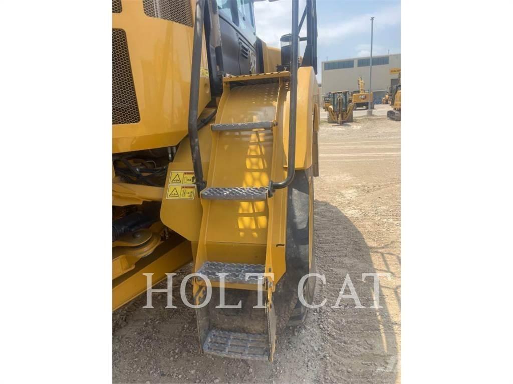 CAT 725 Kĺbové nákladné autá