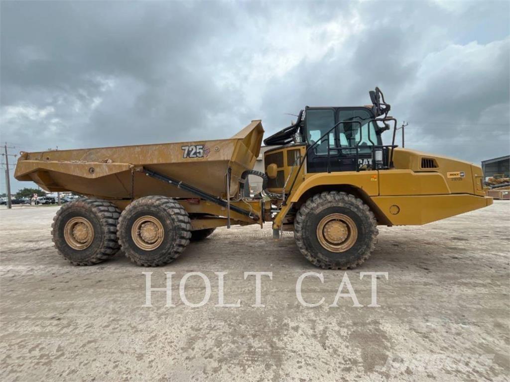 CAT 725 Kĺbové nákladné autá