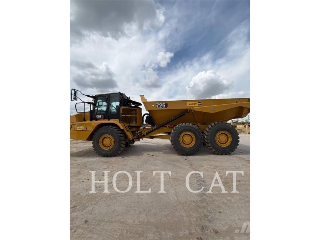 CAT 725 Kĺbové nákladné autá