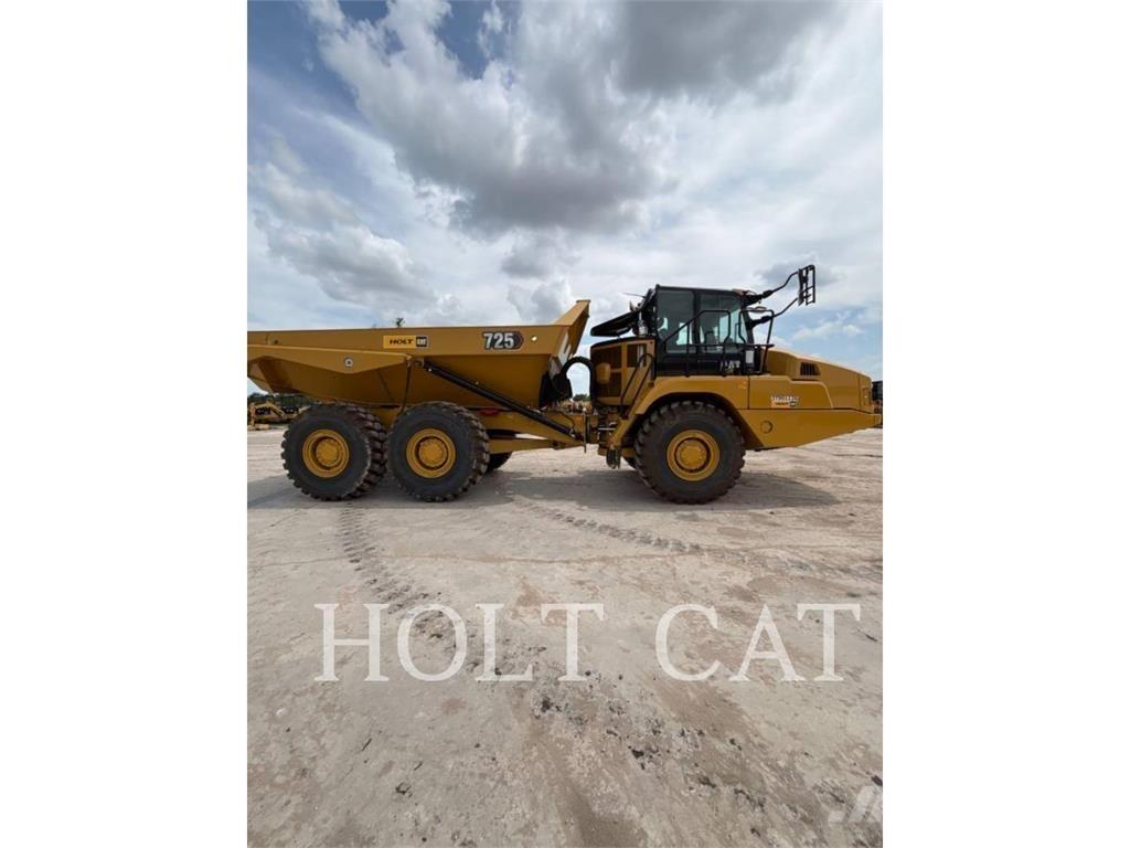 CAT 725 Kĺbové nákladné autá