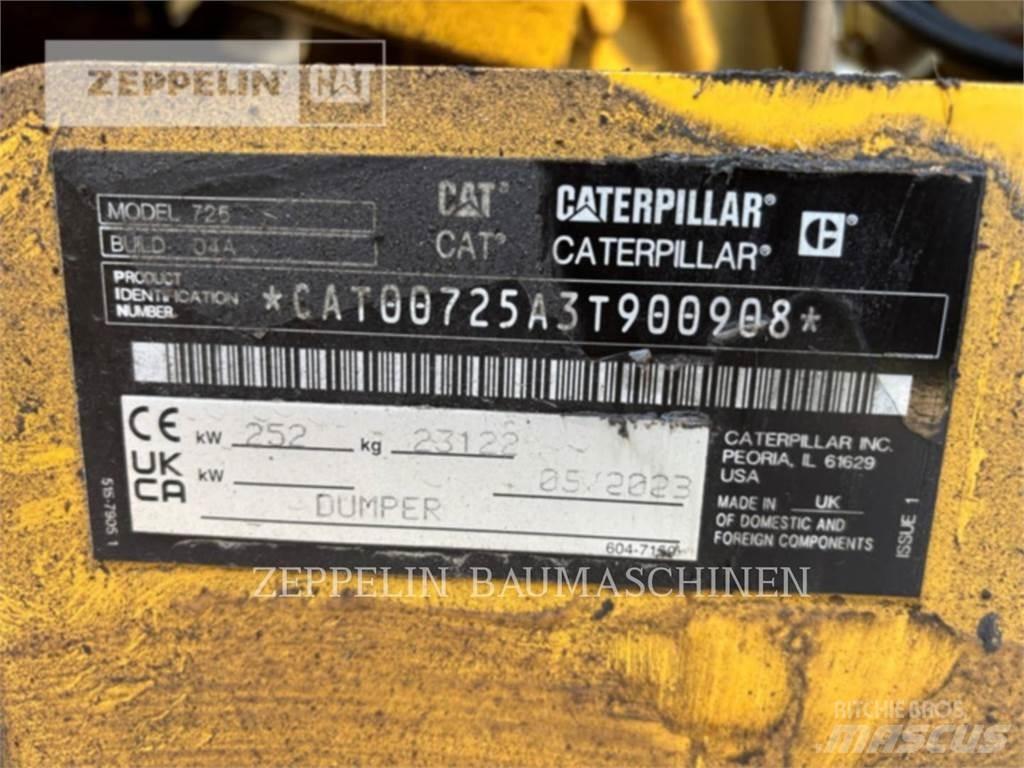 CAT 725-04A Kĺbové nákladné autá