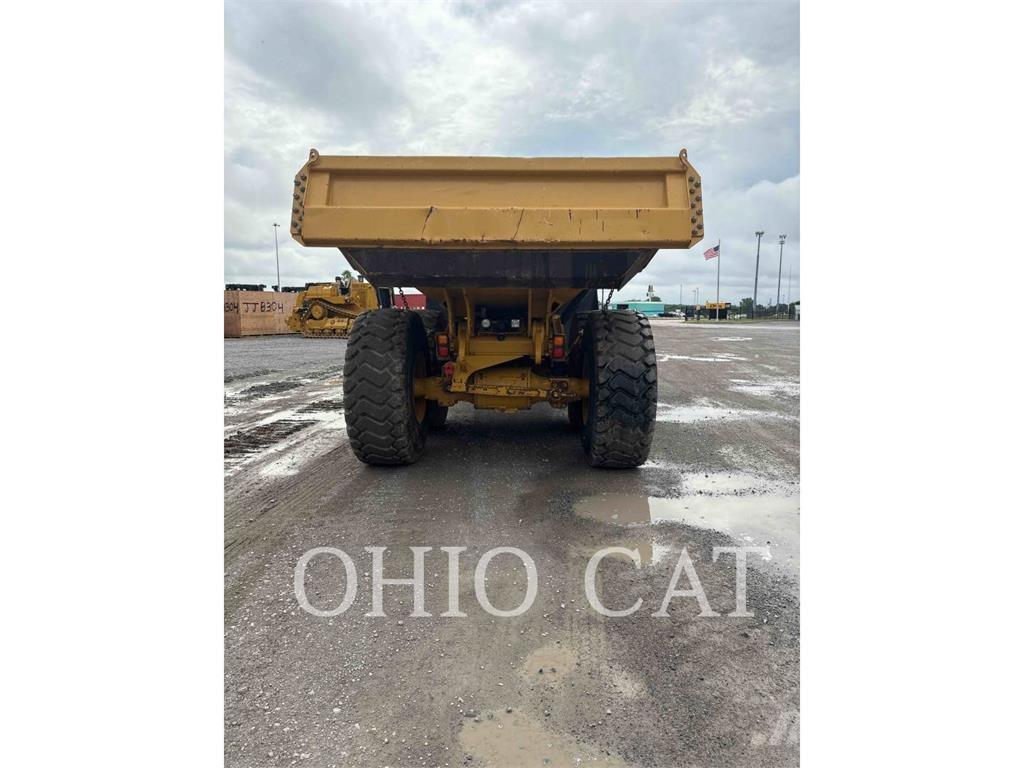 CAT 725 C2 Kĺbové nákladné autá