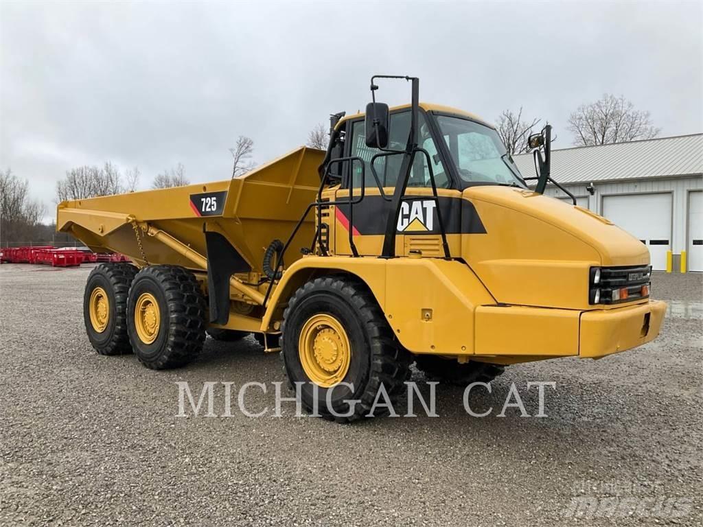 CAT 725 T Kĺbové nákladné autá