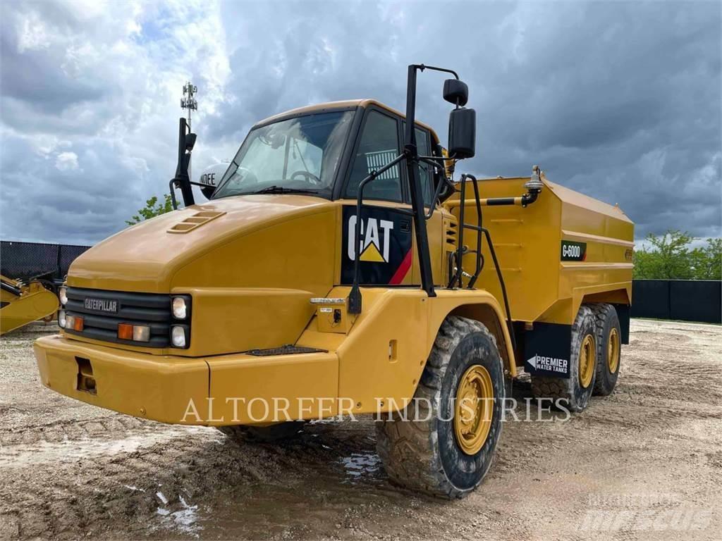 CAT 725 WT Kĺbové nákladné autá