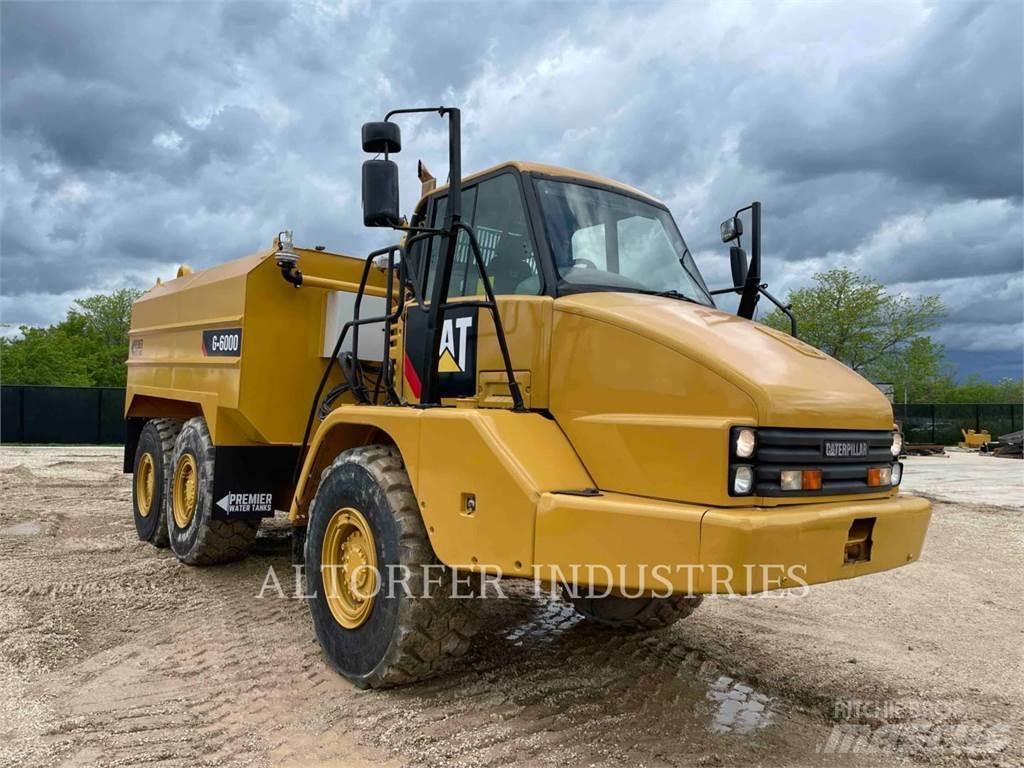 CAT 725 WT Kĺbové nákladné autá