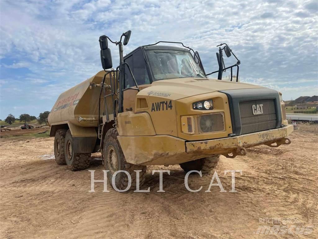 CAT 725C Kĺbové nákladné autá