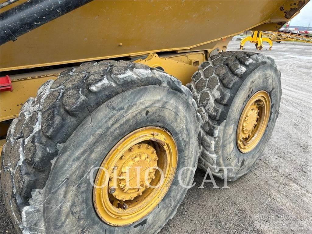 CAT 725C Kĺbové nákladné autá
