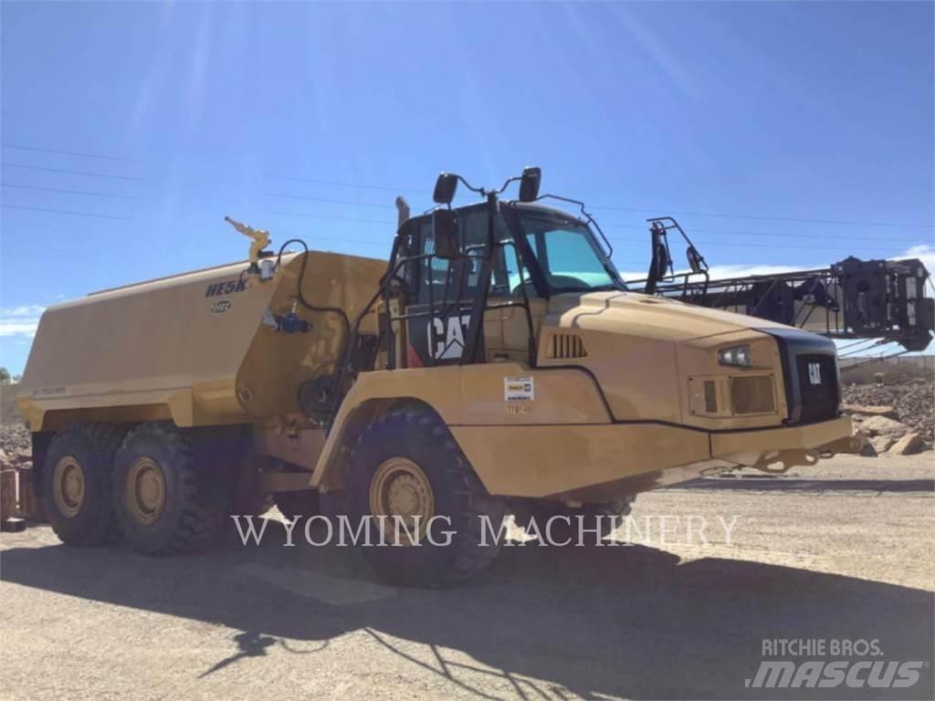 CAT 725C Kĺbové nákladné autá