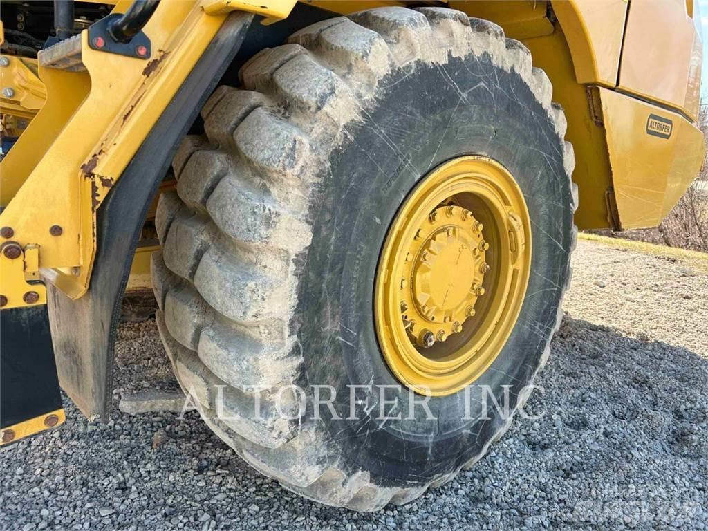 CAT 725C2 Kĺbové nákladné autá