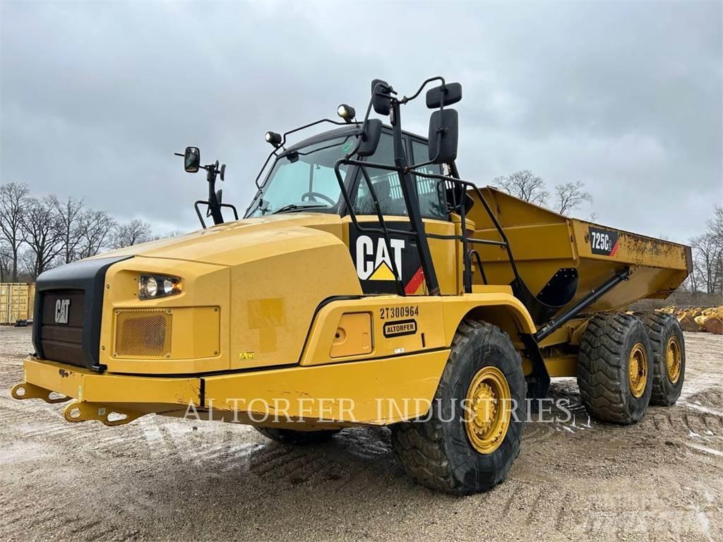 CAT 725C2 Kĺbové nákladné autá
