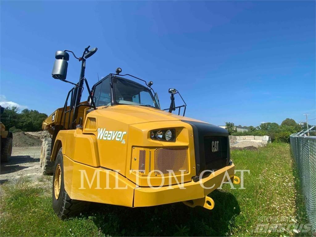 CAT 725C2 Kĺbové nákladné autá