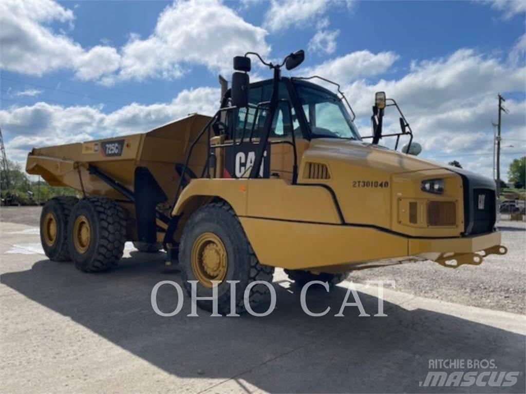 CAT 725C2 Kĺbové nákladné autá