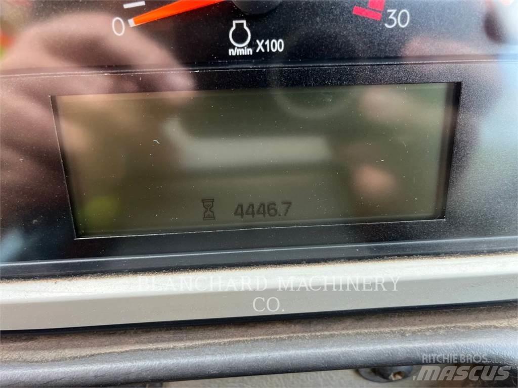 CAT 725C2 Kĺbové nákladné autá