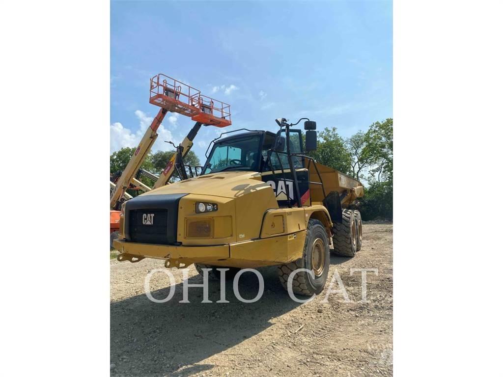 CAT 725C2 Kĺbové nákladné autá