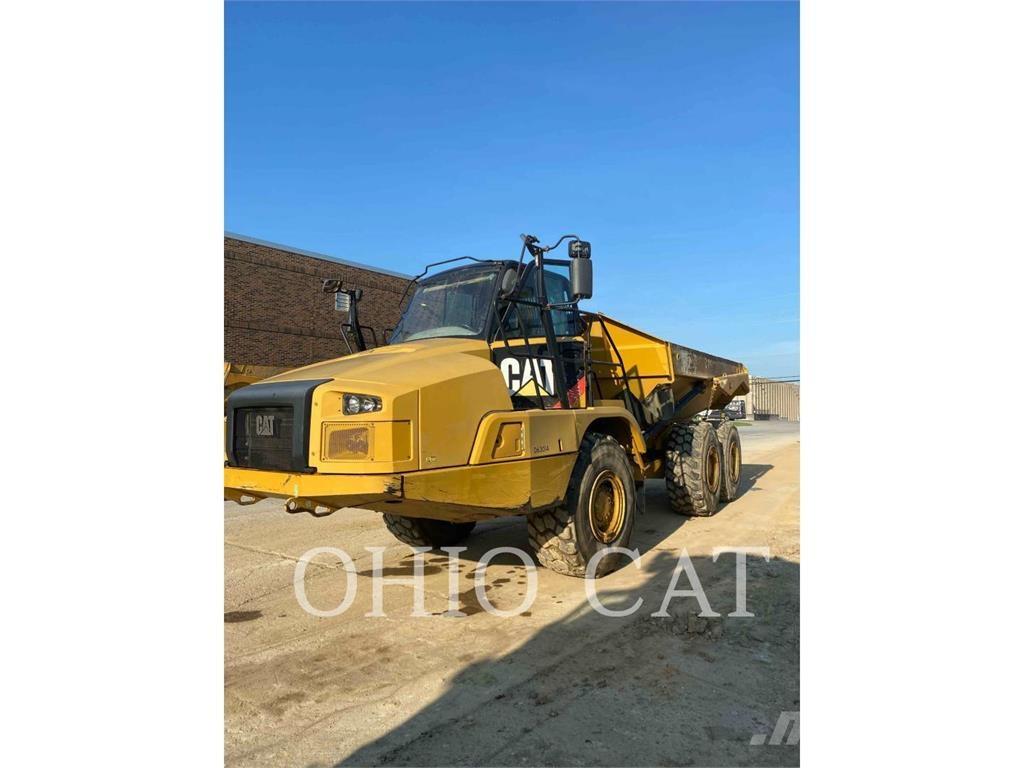 CAT 725C2 Kĺbové nákladné autá
