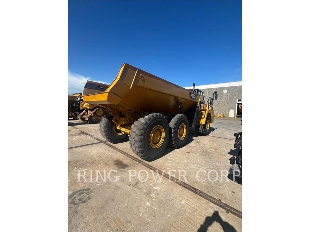 CAT 725C2TG Kĺbové nákladné autá