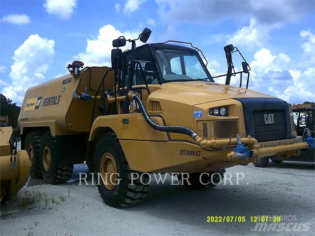 CAT 725C2WW Cisternové nákladné vozidlá