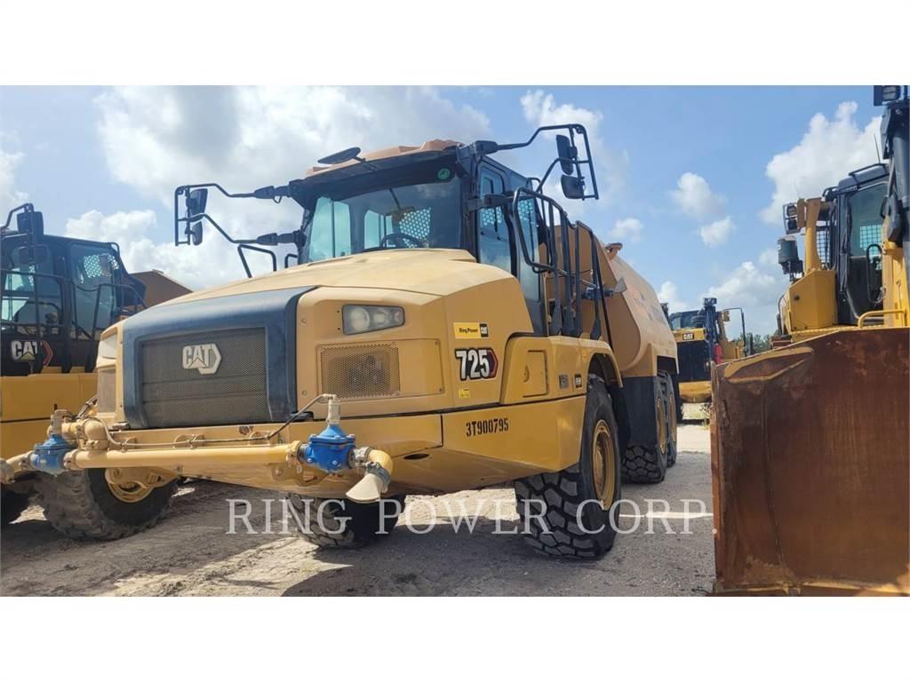 CAT 725WW Cisternové nákladné vozidlá
