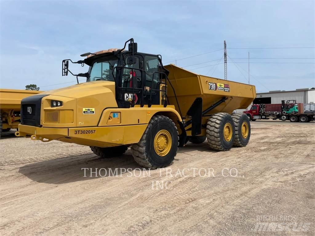 CAT 730 Kĺbové nákladné autá