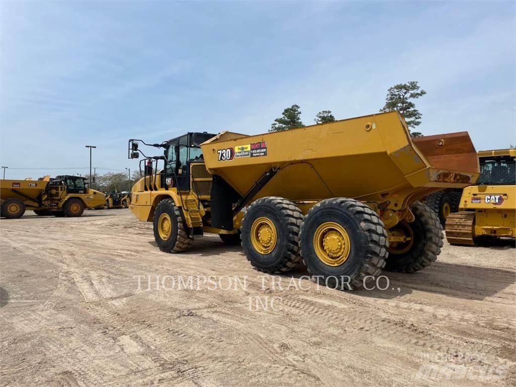CAT 730 Kĺbové nákladné autá