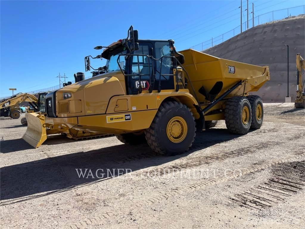 CAT 730 Kĺbové nákladné autá
